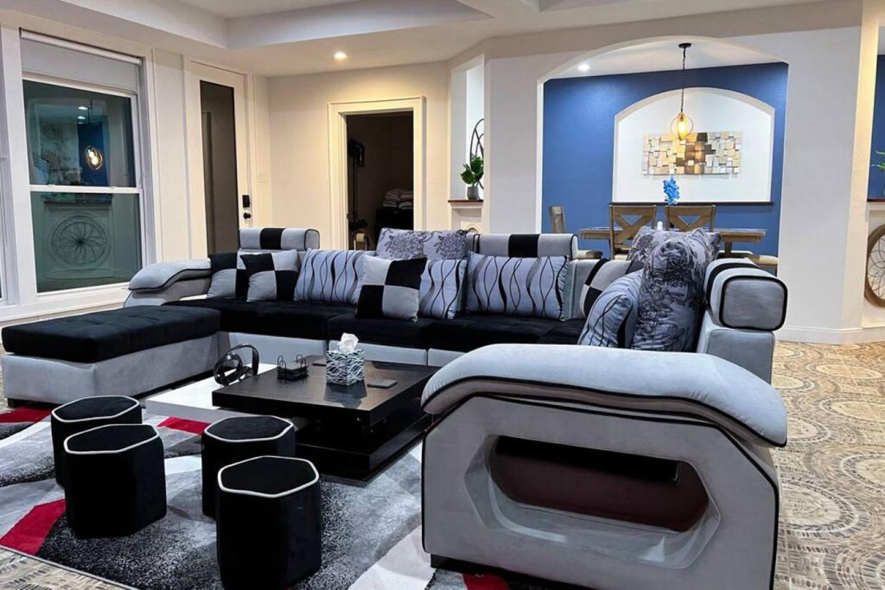 Casa de Férias Luxury Spanish Style Getaway Houston