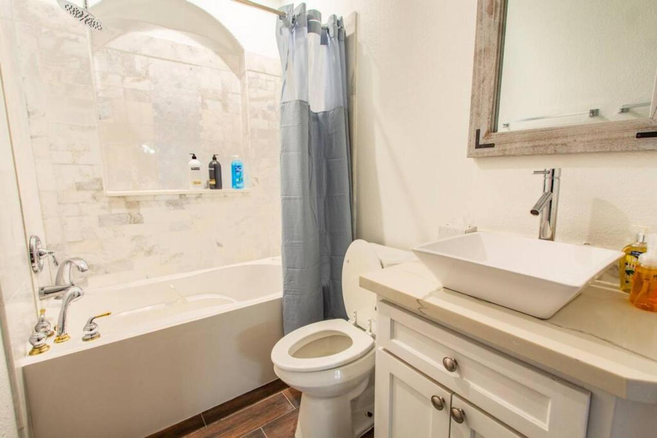 Luxury Spanish Style Getaway Casa de Férias Houston